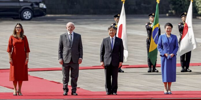 Lula e Janja são recebidos por casal imperial do Japão