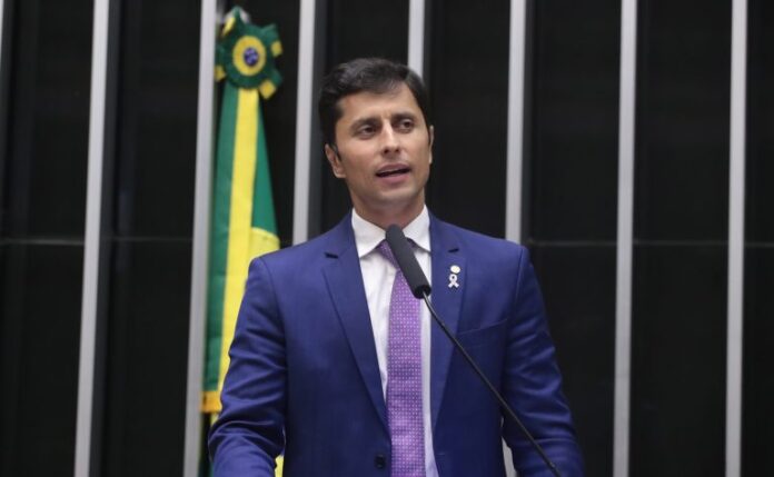 Discussão e votação de propostas legislativas. Dep. Duarte Jr. (PSB-MA)