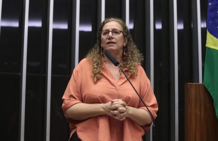 Discussão e Votação de Propostas Legislativas. Dep. Jandira Feghali (PCdoB - RJ)