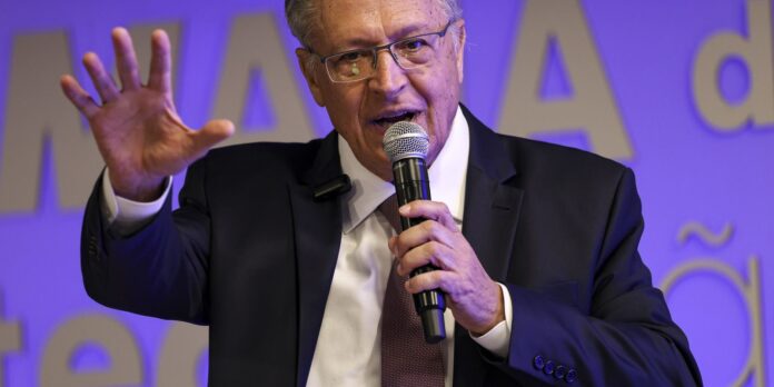 Alckmin passa por exames após sentir enjoo e dores abdominais