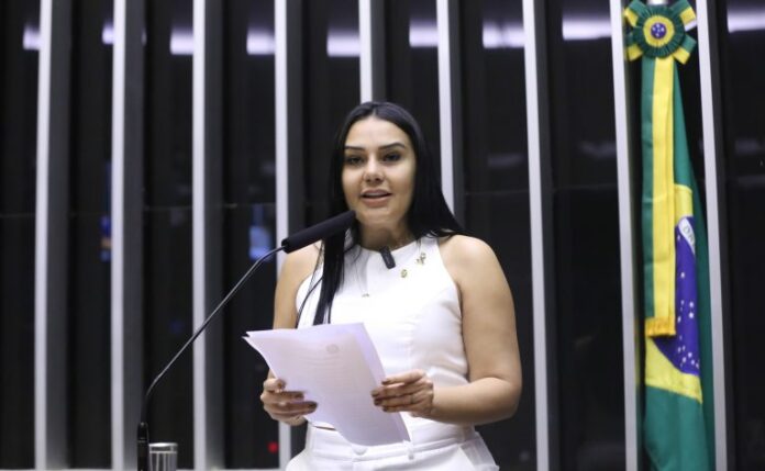 Homenagem ao Dia Mundial de Conscientização do Autismo. Dep. Dayany Bittencourt (UNIÃO-CE)