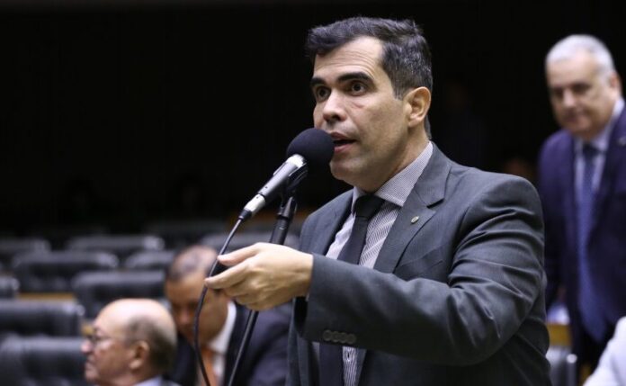 Discussão e Votação de Propostas Legislativas. Dep. Ricardo Ayres (REPUBLICANOS - TO)