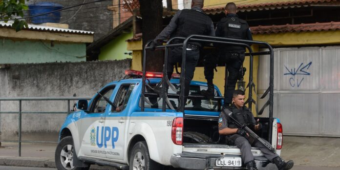 Estudo mostra que violência no Rio impacta aprendizagem de estudantes Estudo mostra que violência no Rio impacta aprendizagem de estudantes