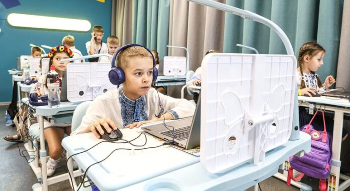 ONU aposta na juventude para criar futuro digital justo