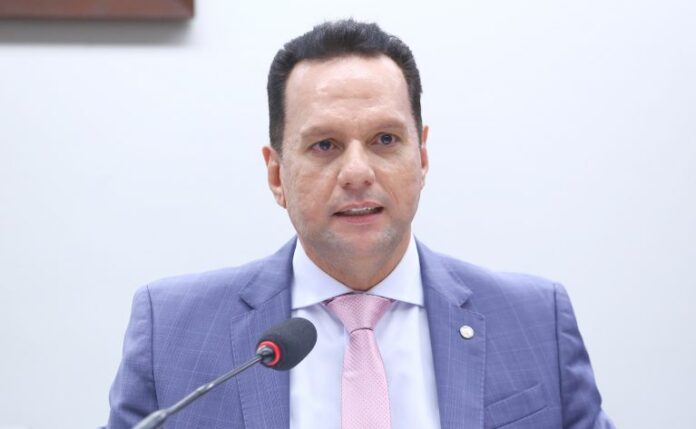 Audiência Pública - Participação das mulheres na indústria. Dep. Josenildo (PDT-AP)