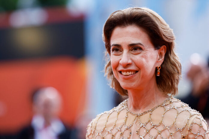 Fernanda Torres começa a gravar novo filme em outubro - 01/10/2025 - Ilustrada