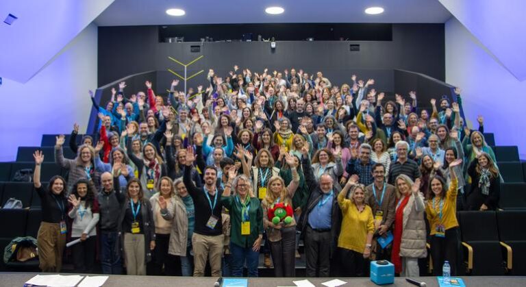 Professores celebram Semana Mundial do Espaço em Portugal