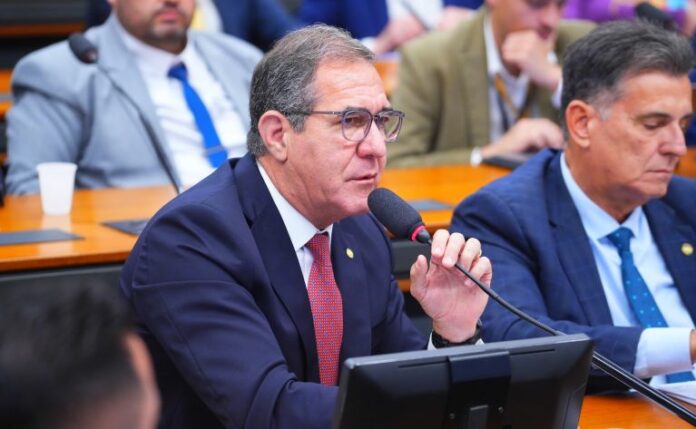 Audiência Pública - Fim da obrigatoriedade de cursar autoescola para tirar CNH. Dep. Luiz Gastão (PSD-CE)
