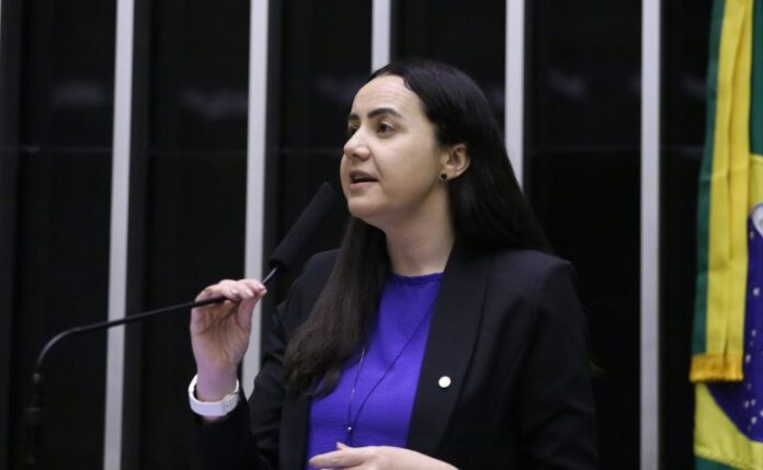 Discussão e votação de propostas legislativas. Dep. Franciane Bayer (REPUBLICANOS - RS)