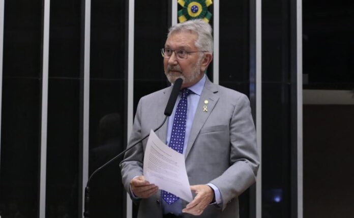 Discussão e votação de propostas legislativas. Dep. Luiz Carlos Busato (UNIÃO-RS)