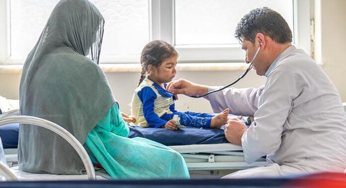 OMS alerta para cortes de financiamento contra tuberculose e destaca OMS alerta para cortes de financiamento contra tuberculose e destaca avanços de países lusófonos