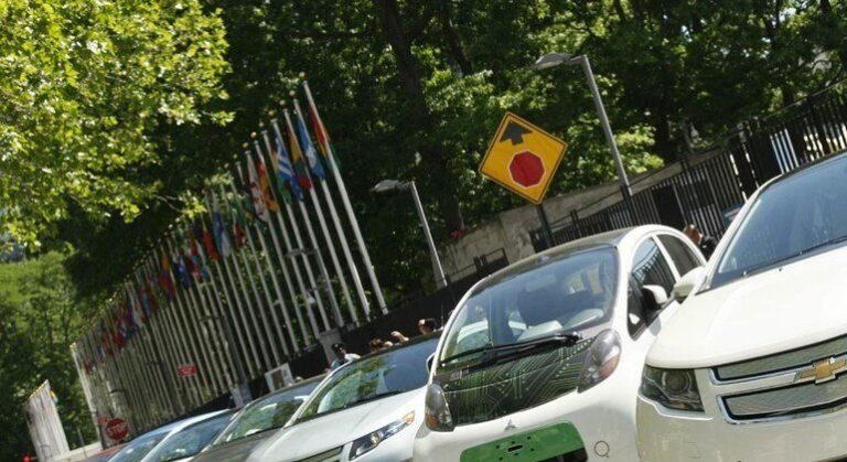 Vendas de carros elétricos na Europa já representam 10% da cota de mercado