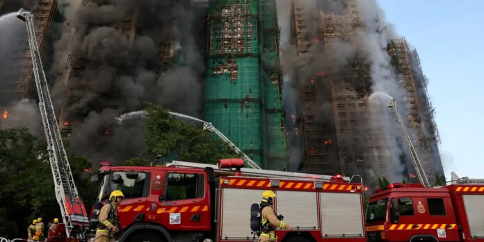 Internacional: incêndio em Hong Kong deixa dezenas de mortos e Internacional: incêndio em Hong Kong deixa dezenas de mortos e feridos