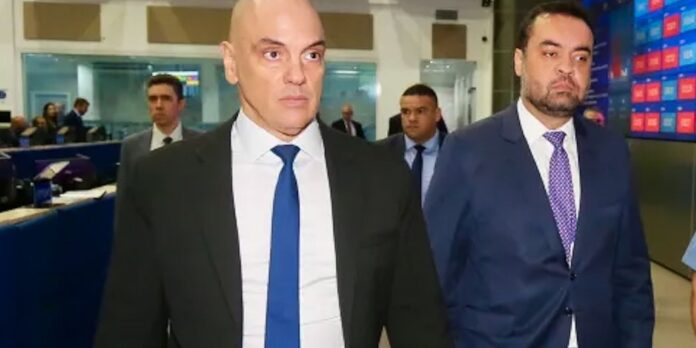Castro e Moraes reuniram-se em Centro de Comando para debater operação