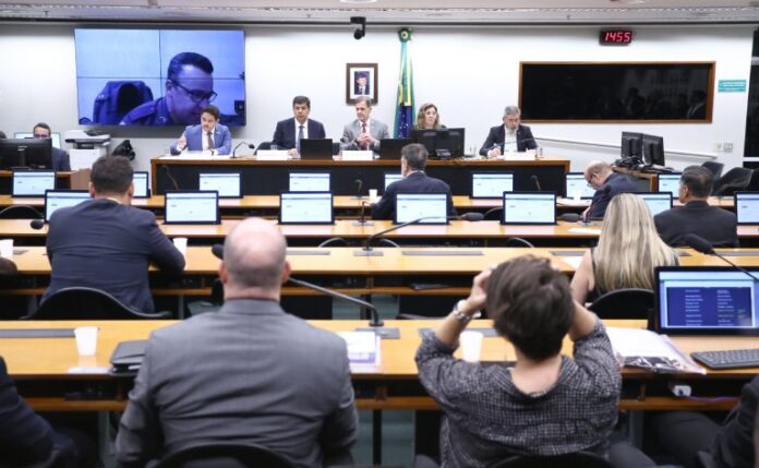 Comissão discute integração e dados da segurança pública - Notícias Audiência Pública - Desafios institucionais da Inteligência para o enfrentamento ao crime