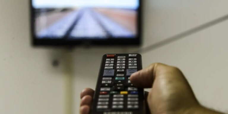 Câmara conclui votação de projeto sobre streaming; texto vai ao Senado