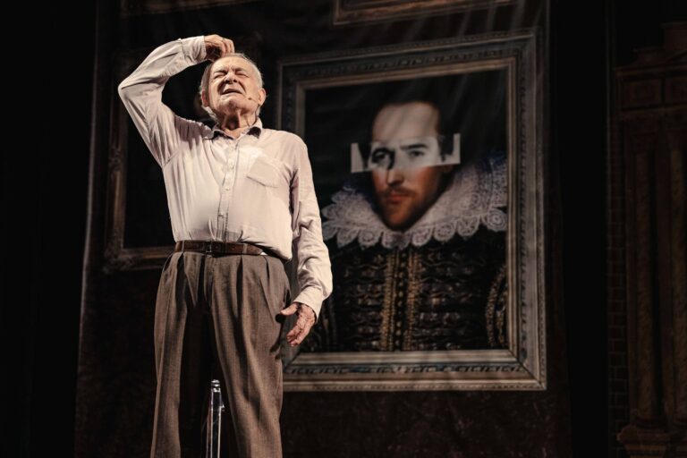 Folha indica as melhores peças de 2025; veja - 23/12/2025 - Ilustrada