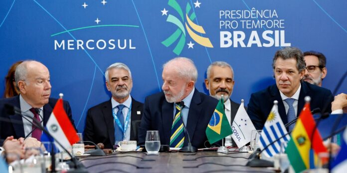 Lula diz que acordo Mercosul-UE deve ser assinado em janeiro de 2026