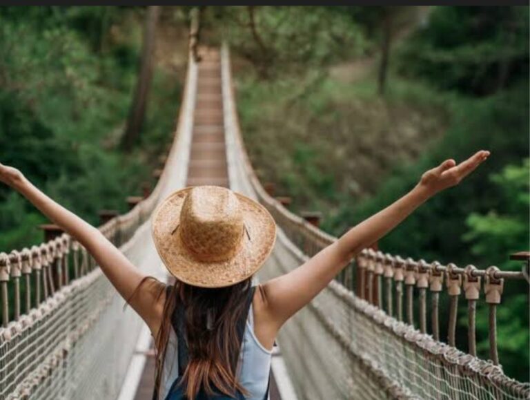 Férias não são luxo: por que planejar o descanso é uma decisão de saúde, bem-estar e organização financeira