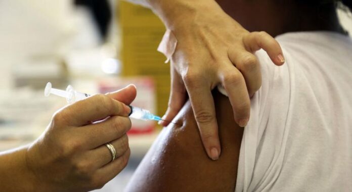 Brasil mira liderança regional ao assinar acordo para atualização de Brasil mira liderança regional ao assinar acordo para atualização de vacinas