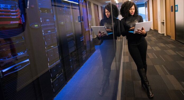 Eliminar lacunas digitais pode criar empregos e reduzir a pobreza