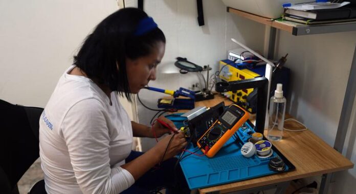 Banco Mundial analisa relação entre inteligência artificial e produtividade na América Latina