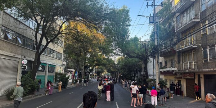 Terremoto de magnitude 6,5 atinge o México; não há relatos Terremoto de magnitude 6,5 atinge o México; não há relatos de feridos