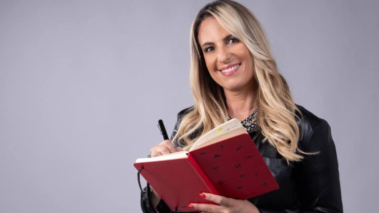 Carolina Dostal, Top Voice e especialista em C-level executives, estará em Nova York para acompanhar tendências e cobrir lideranças na NRF 2026
