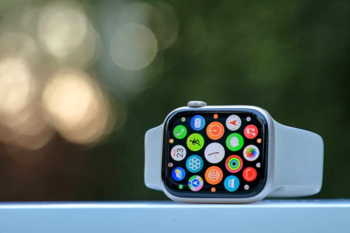Apple libera alerta de pressão alta no Apple Watch no Brasil