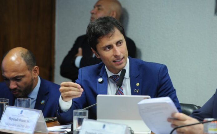 Comissão aprova auxílio técnico-financeiro para adaptar casas de pessoas com Oitivas de Testemunha. Dep. Duarte Jr. (PSB - MA)