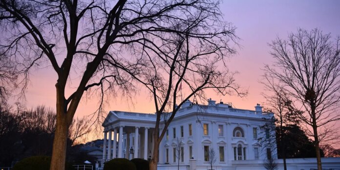 Presidentes de EUA e Colômbia se reúnem na Casa Branca Presidentes de EUA e Colômbia se reúnem na Casa Branca