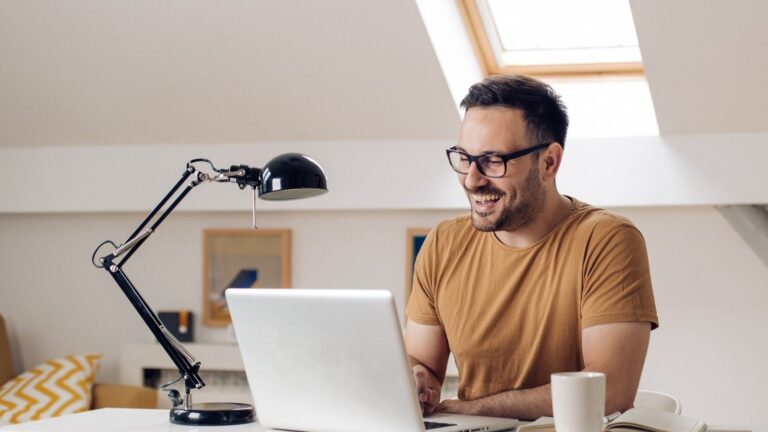 Home office: 44 vagas para trabalho remoto internacional [15/02]