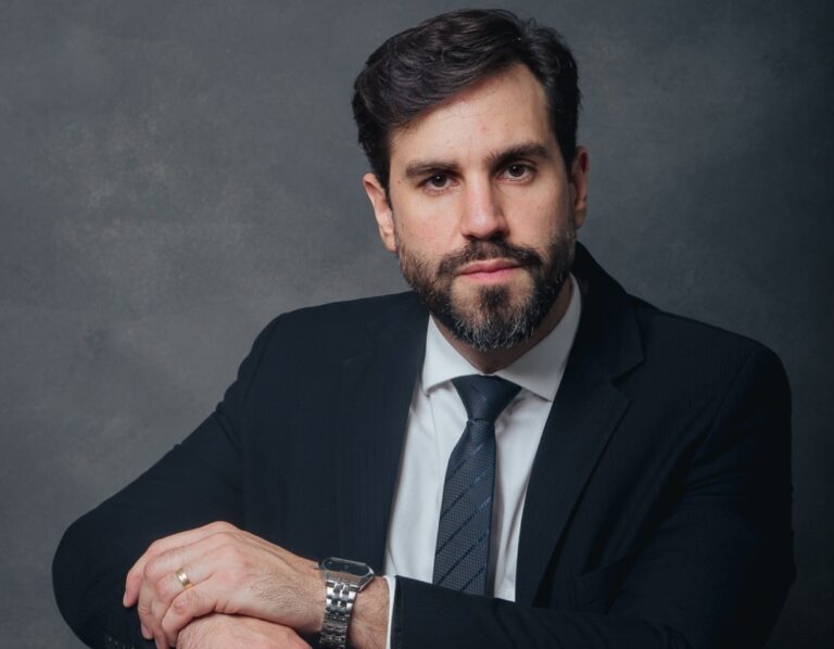 Santhiago Lopes: o procurador que se tornou referência nacional na reversão de crises em licitações