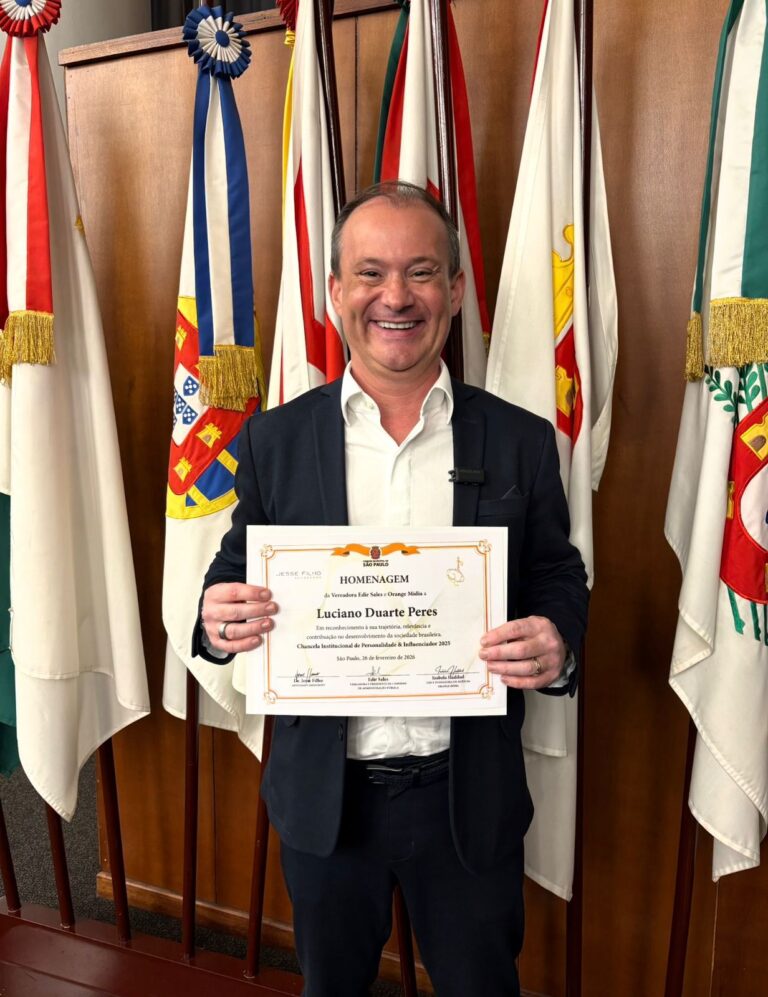 Luciano Peres é homenageado na Câmara Municipal de São Paulo: uma trajetória marcada por propósito, visão e impacto na comunicação brasileira