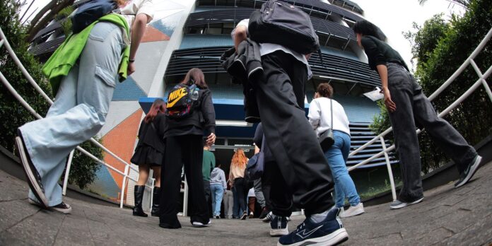 Pré-selecionados têm até fim da noite para completar cadastro no Fies