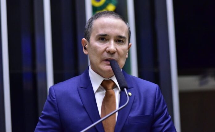Discussão e votação de propostas. Dep. Duda Ramos(MDB - RR)