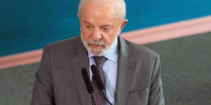 Em Bogotá, Lula participa de cúpula da CELAC e reforça Em Bogotá, Lula participa de cúpula da CELAC e reforça alianças