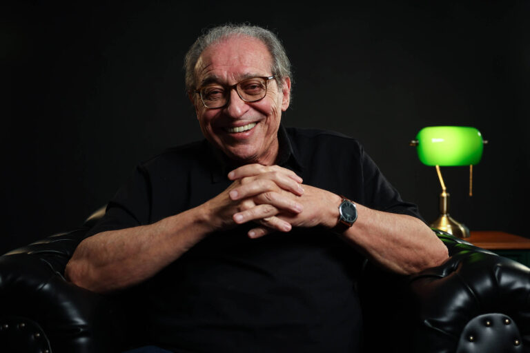 Ruy Castro: sempre pensei em viver da escrita no jornal - 04/03/2026 - Ilustrada