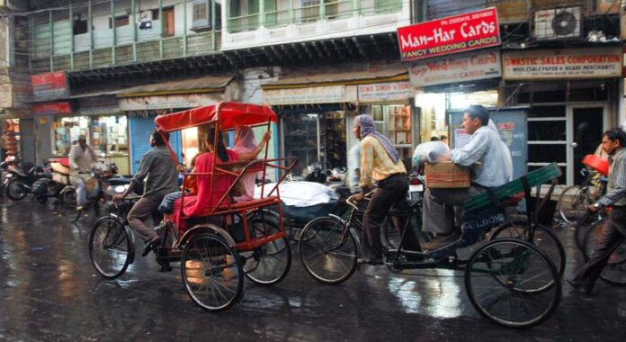 Relatores pedem investigações independentes sobre violência policial na Índia