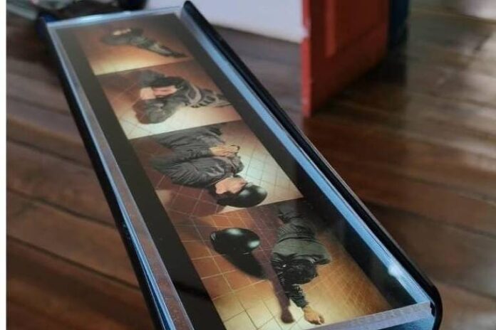 Governo de MG censura exposição com imagens de homens nus - 30/03/2026 - Ilustrada