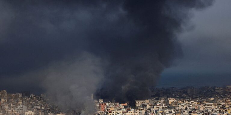 Líder iraniano afirma que país defenderá dignidade e autoridade