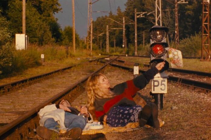 Kristen Stewart dirige filme sobre escritora junkie - 01/04/2026 - Ilustrada