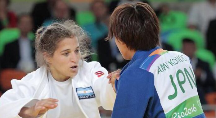 Especialista da ONU elogia política do COI sobre categorias femininas Especialista da ONU elogia política do COI sobre categorias femininas no esporte