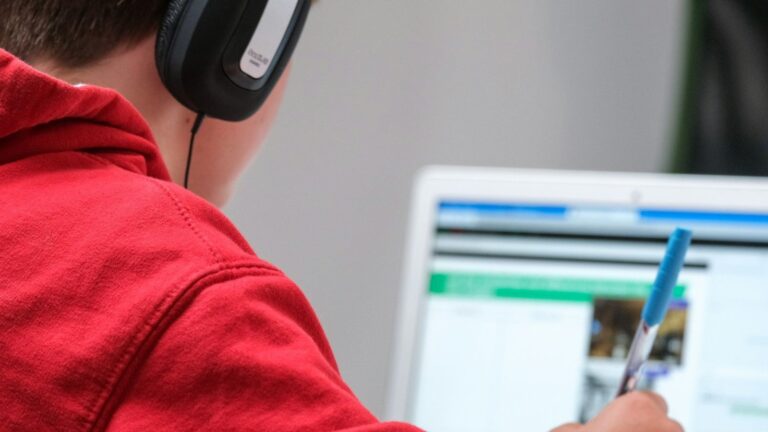 Aprenda inglês com o Google Labs: confira ferramentas gratuitas