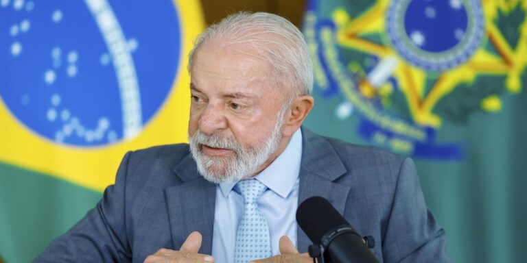 "Fizeram conosco, a gente vai fazer com eles", diz Lula sobre EUA
