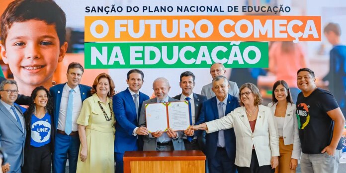 Plano Nacional prevê 10% do PIB para educação; veja outras Plano Nacional prevê 10% do PIB para educação; veja outras metas