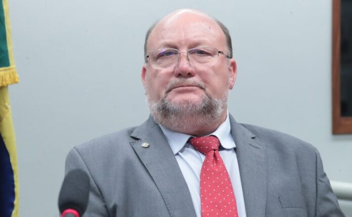 Comissão debate impactos de acordos de cooperação internacional de segurança Audiência Pública - Alimentação inclusiva e políticas públicas de incentivo à produção de alimentos alternativos para pessoas com restrições alimentares. Dep. João Daniel (PT - SE)