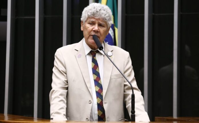 Discussão e votação de propostas legislativas. Dep. Chico Alencar (PSOL - RJ)