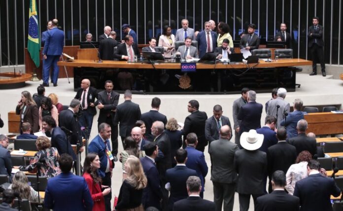 Discussão e votação de propostas legislativas. Presidente da Câmara dos Deputados, Hugo Motta (REPUBLICANOS - PB)