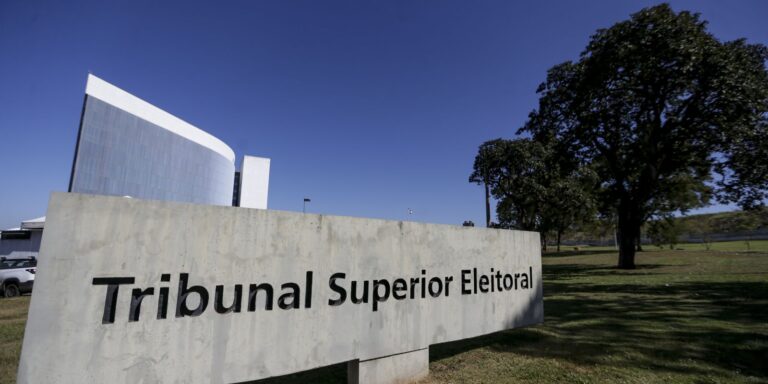 Janela de migração partidária termina nesta sexta-feira